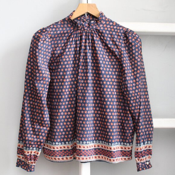 Trovata Birds of Paradis Hillary Floral Print Blouse in Navy Heirloom Size XS - Picture 1 of 6